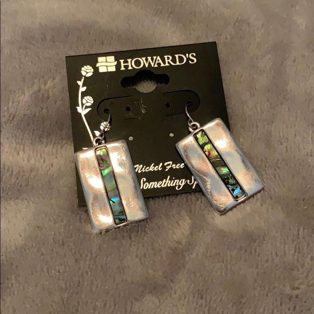Dangling earrings